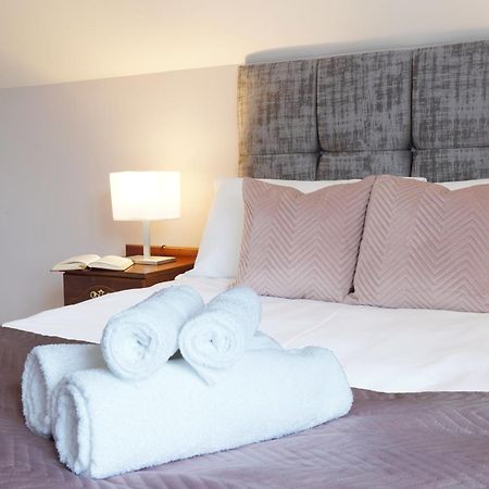 Ashville Guesthouse Уестпорт Екстериор снимка