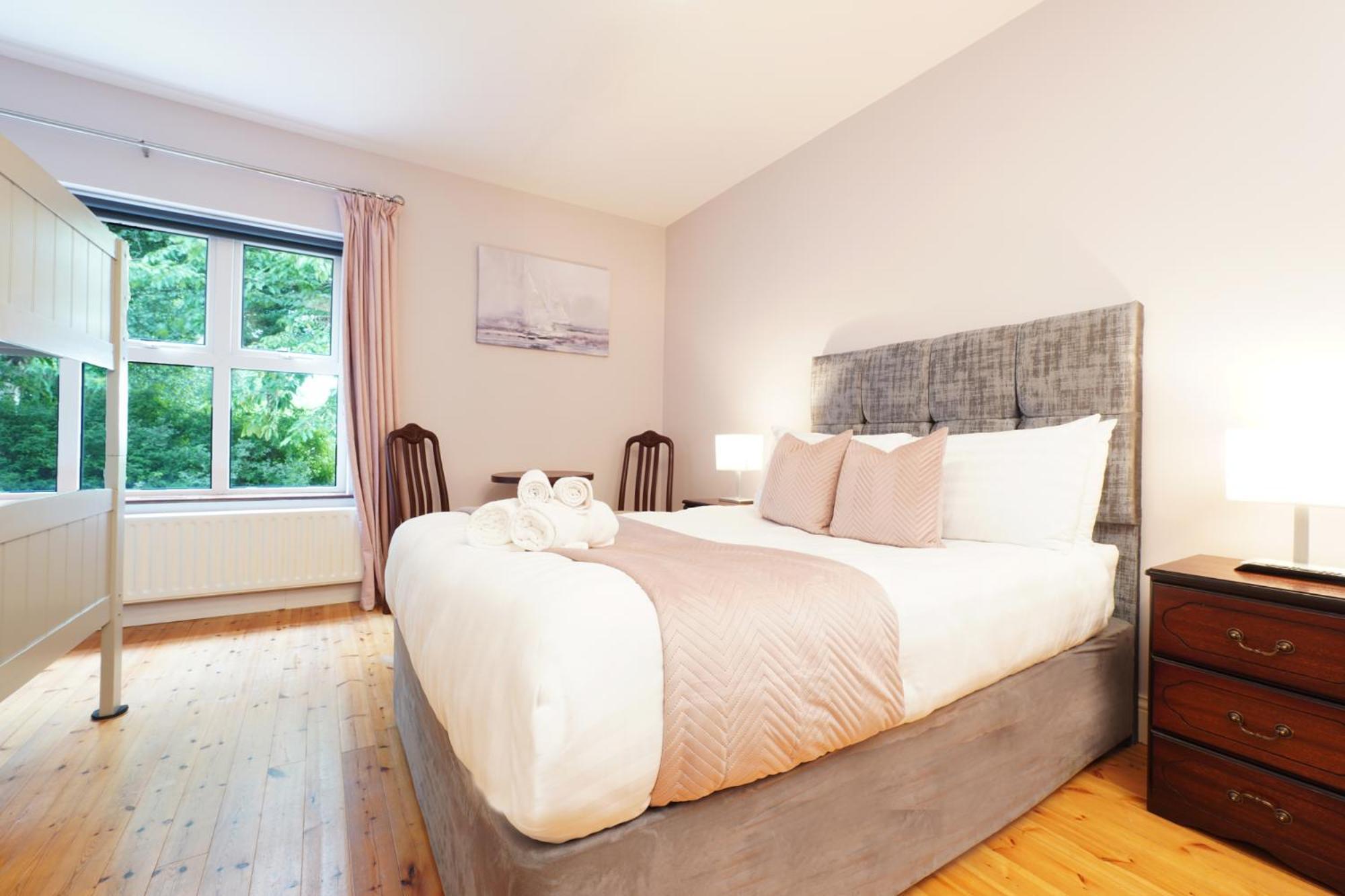 Ashville Guesthouse Уестпорт Екстериор снимка